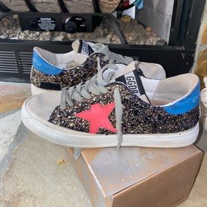 AUTHENTIC GOLDEN GOOSE (COMES WITH BOX)